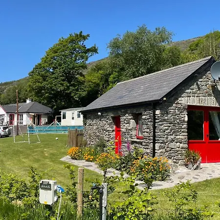 Hungry Hill And Glamping *